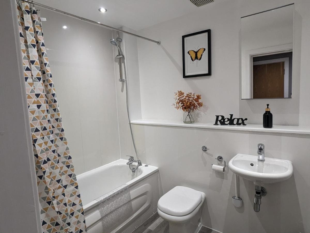 Beautiful Modern Coventry City Centre Apartment Exterior photo